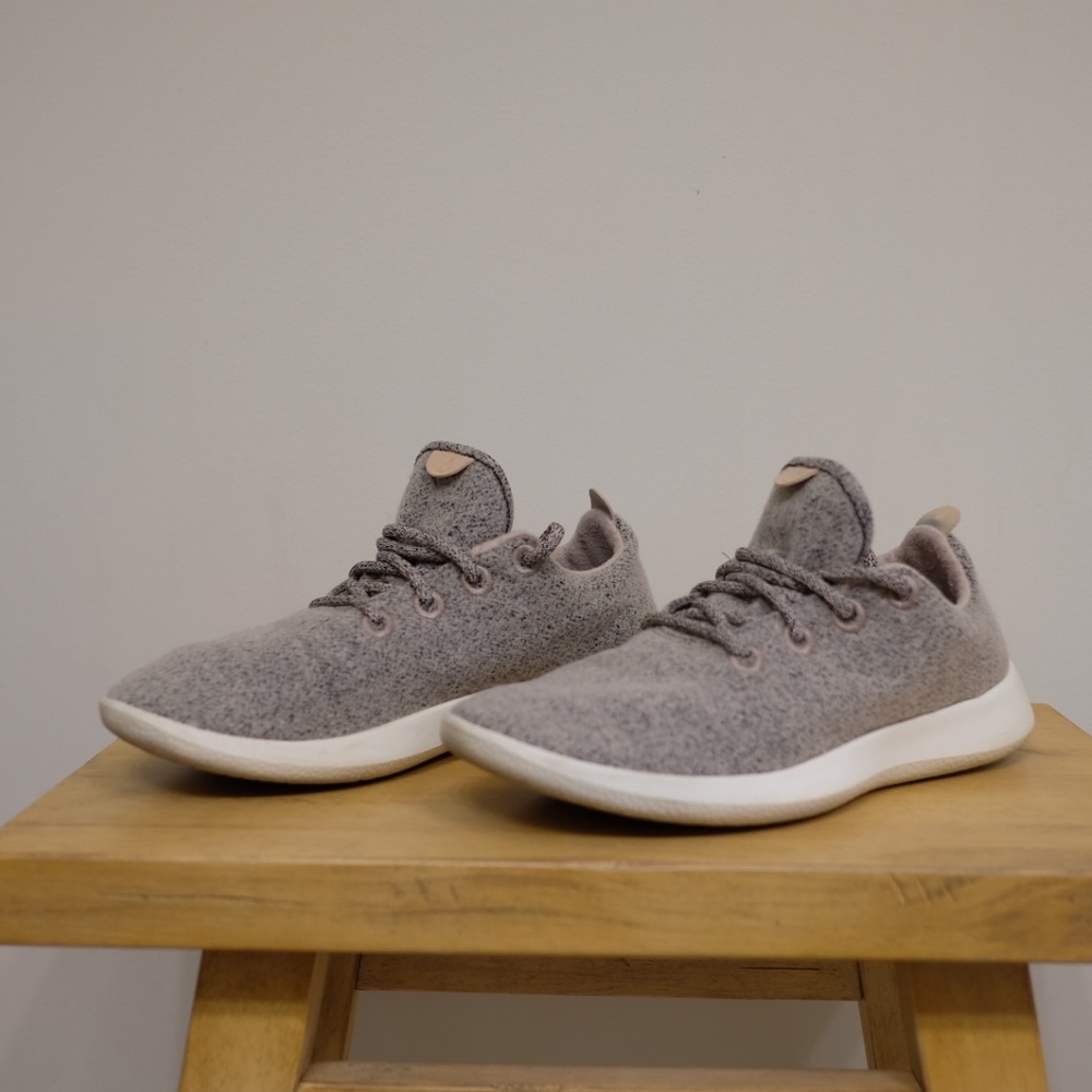 Allbirds Womens Wool Runners Size 9, Heathered Blush amd Cream